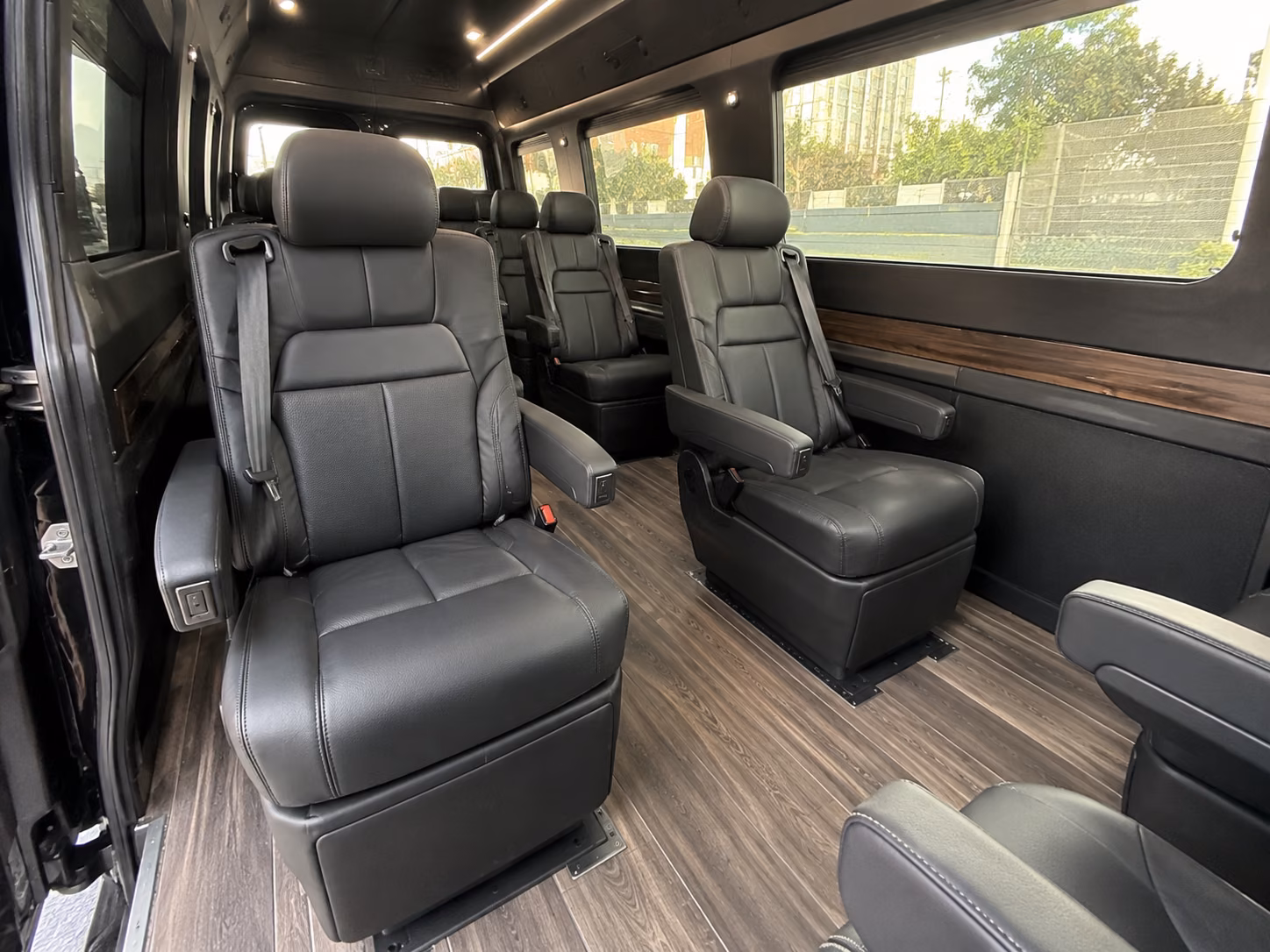 burbank 10 passenger sprinter van interior