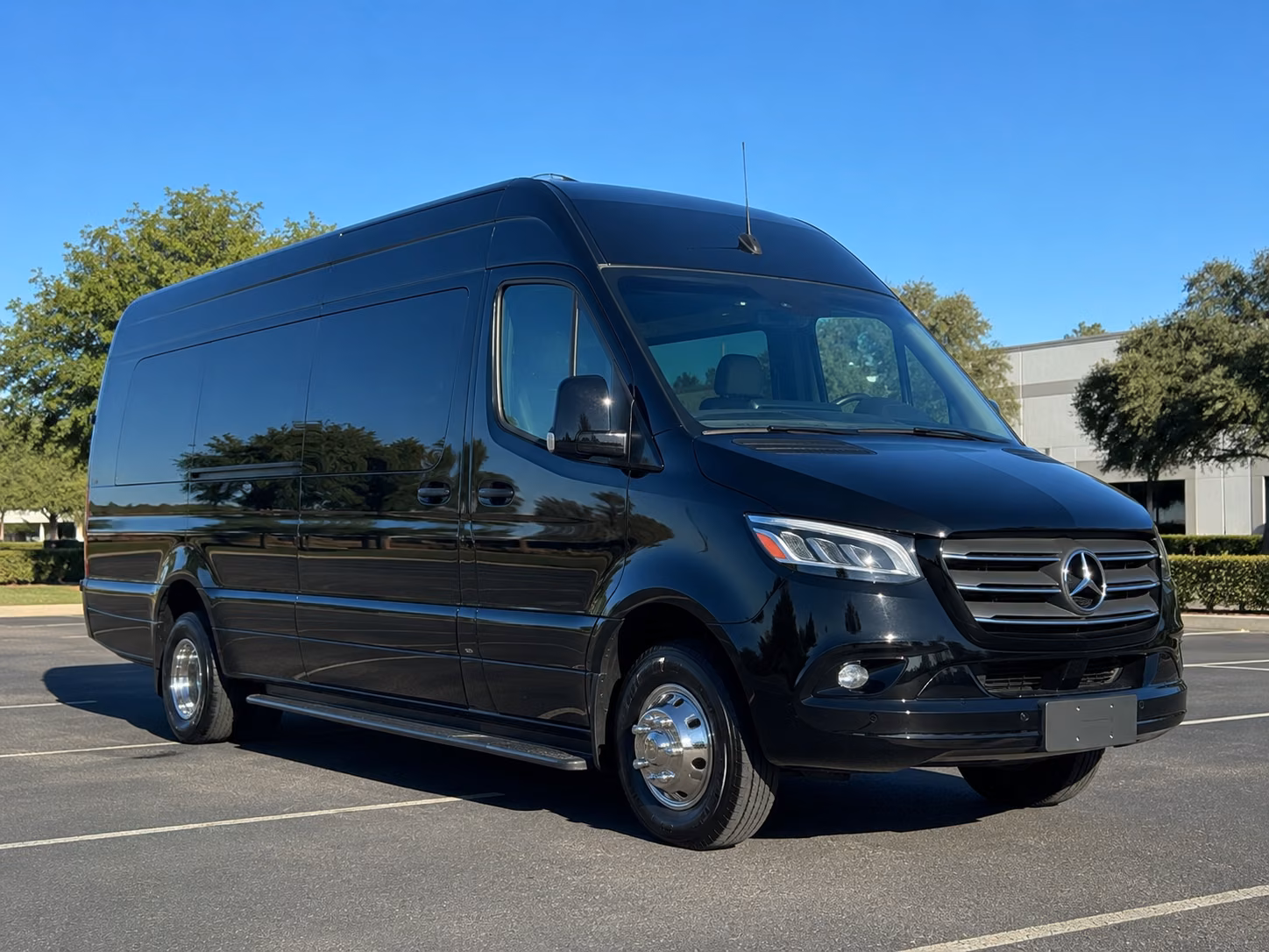 find the perfect transportation for your next private event 5